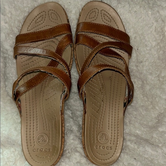 CROCS Brown Sandals with Crisscross Straps - Picture 1 of 8